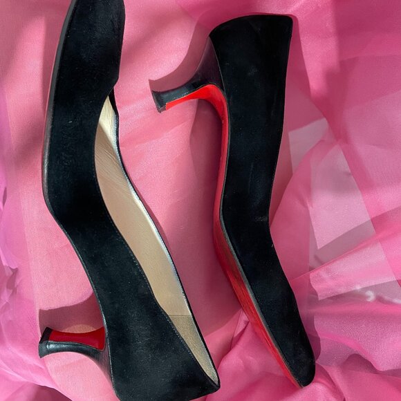 Christian Louboutin Black Suede Pumps with 2" Kitten Heel - Size 38 - Picture 3 of 5